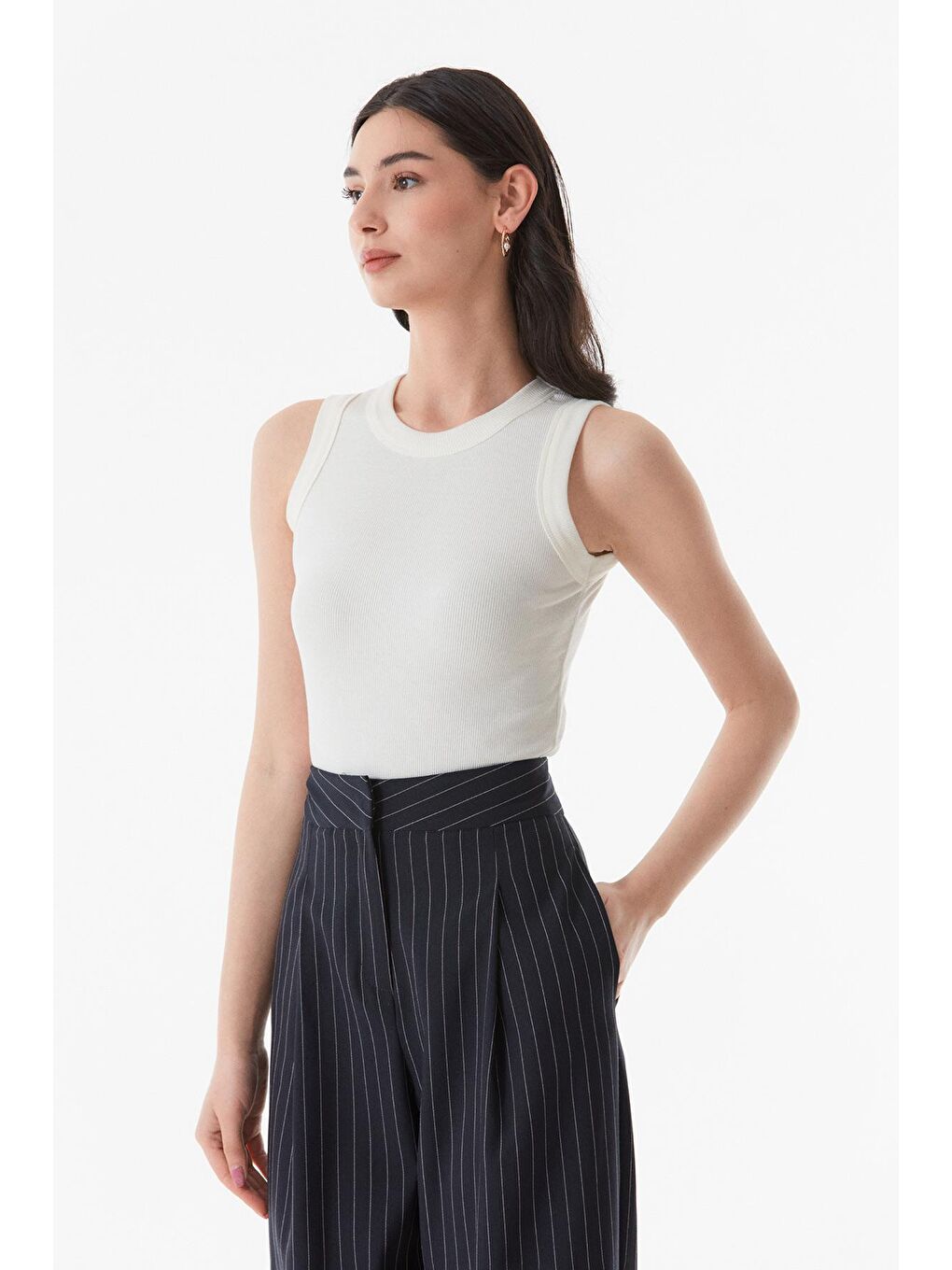 Ekru Fitilli Halter Yaka Body-3