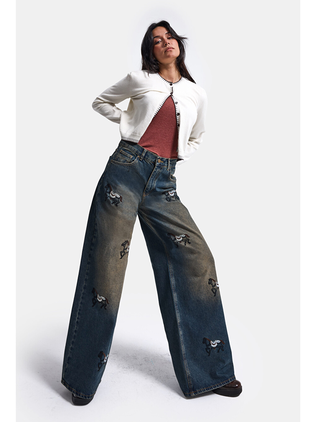 Mavi Kadın Koyu Jean 2w6-8 Palazzo Fit Özel Nakış Desenli Tasarım Denim Jean-2