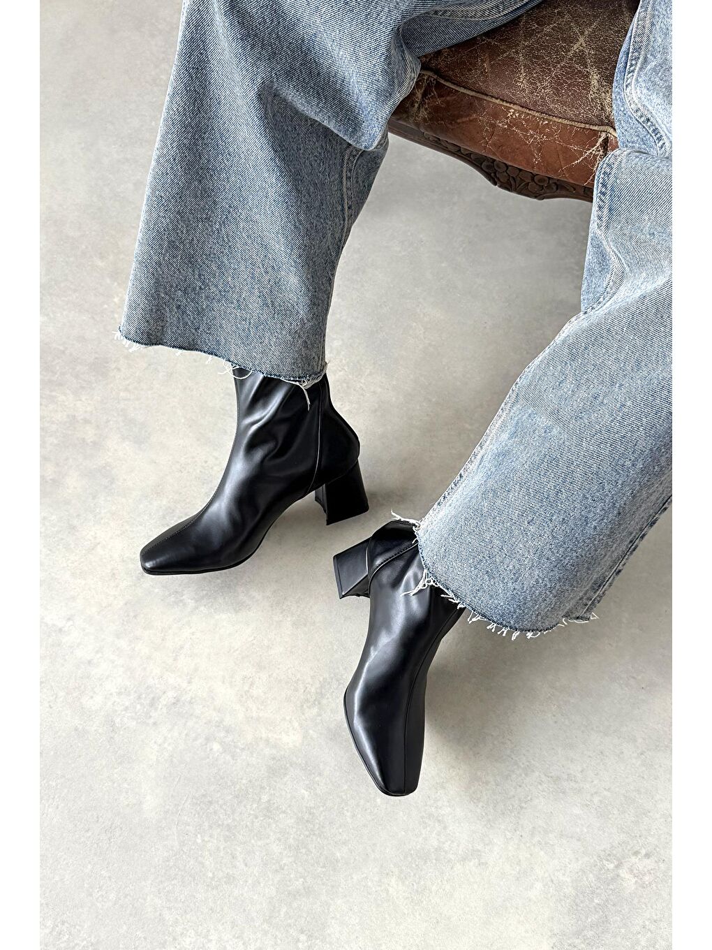 Pekin  Bayan Streç Küt Kalıp Deri Bot Siyah-2