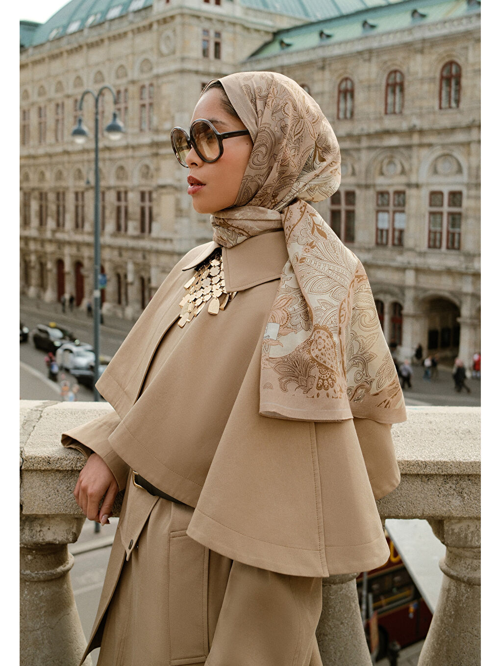 Bej Darıa Desen Şal Kum