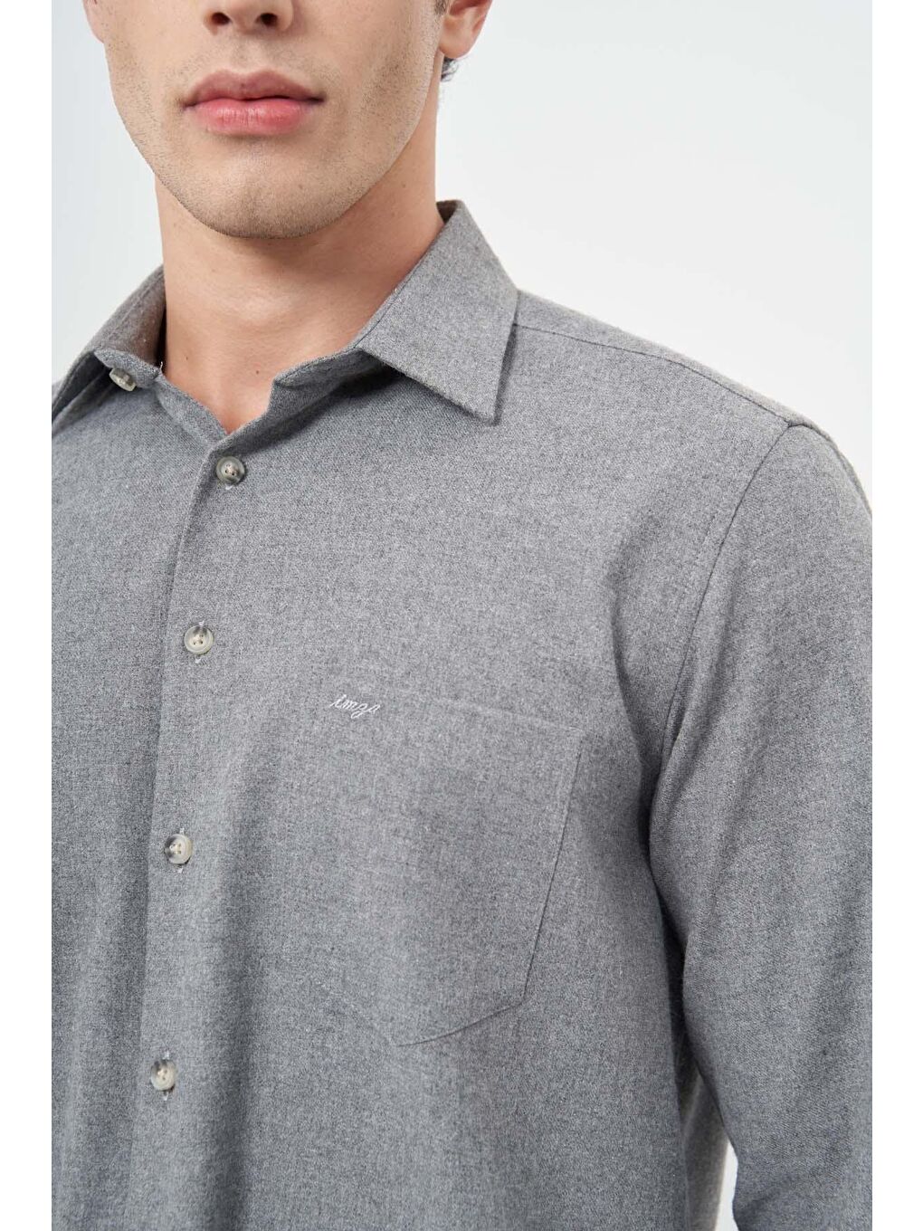 Gri Füme Uzun Kol Düz Gabardin Sert Yaka Cepli Pamuklu Classic Comfort Fit Gömlek 1004245168-3