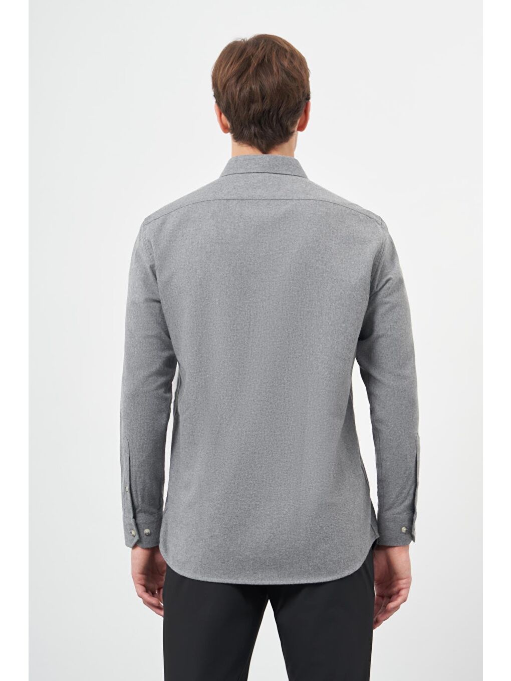 Gri Füme Uzun Kol Düz Gabardin Sert Yaka Cepli Pamuklu Classic Comfort Fit Gömlek 1004245168-4