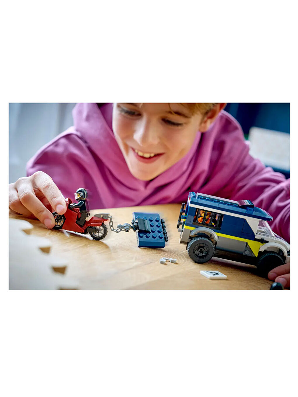 City Polis Mahkum Nakliye Aracı 60479-8