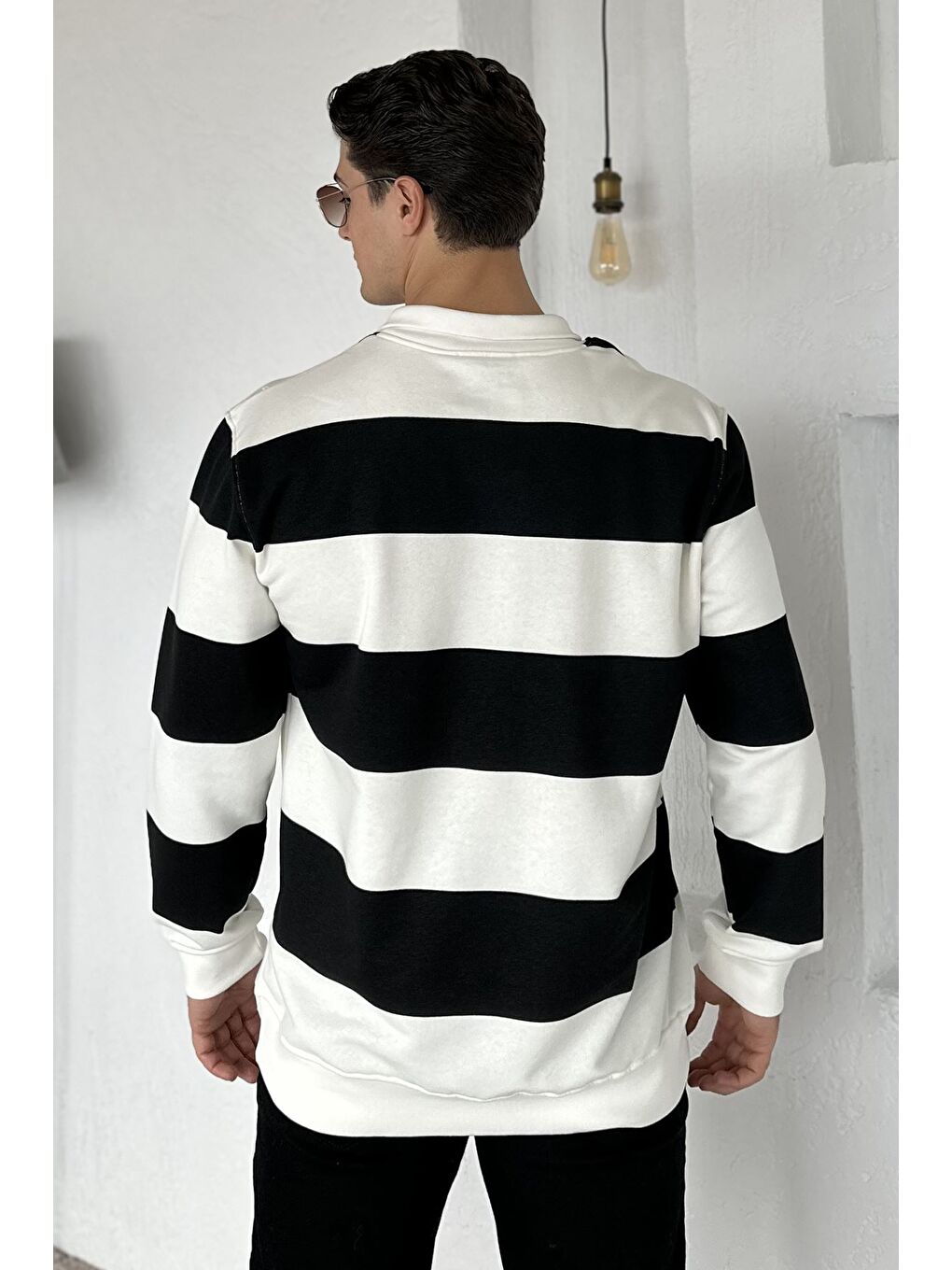 Siyah Yarım Fermuarlı Renk Garnili Erkek Sweatshirt-2