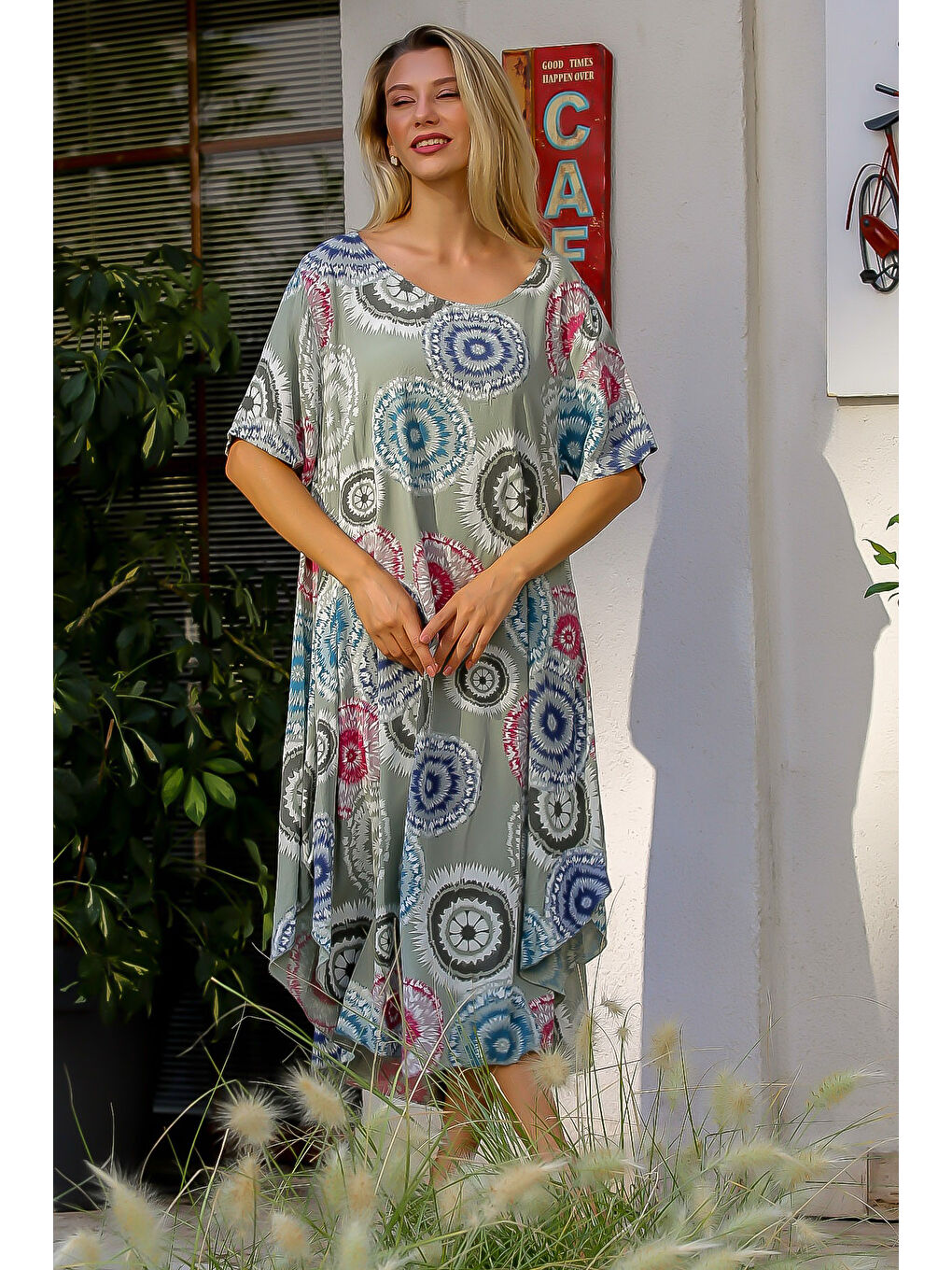 İtalyan Haki Yuvarlak Yaka Kısa Kol Desenli Dokuma Elbise-3