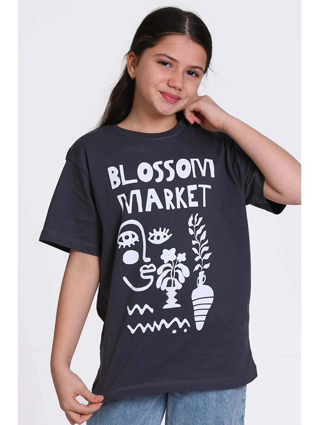 Antrasit Blossom Market Baskılı 4-12 Yaş Tişört - 2430-3-2