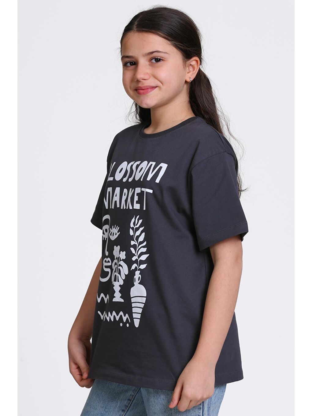Antrasit Blossom Market Baskılı 4-12 Yaş Tişört - 2430-3-3
