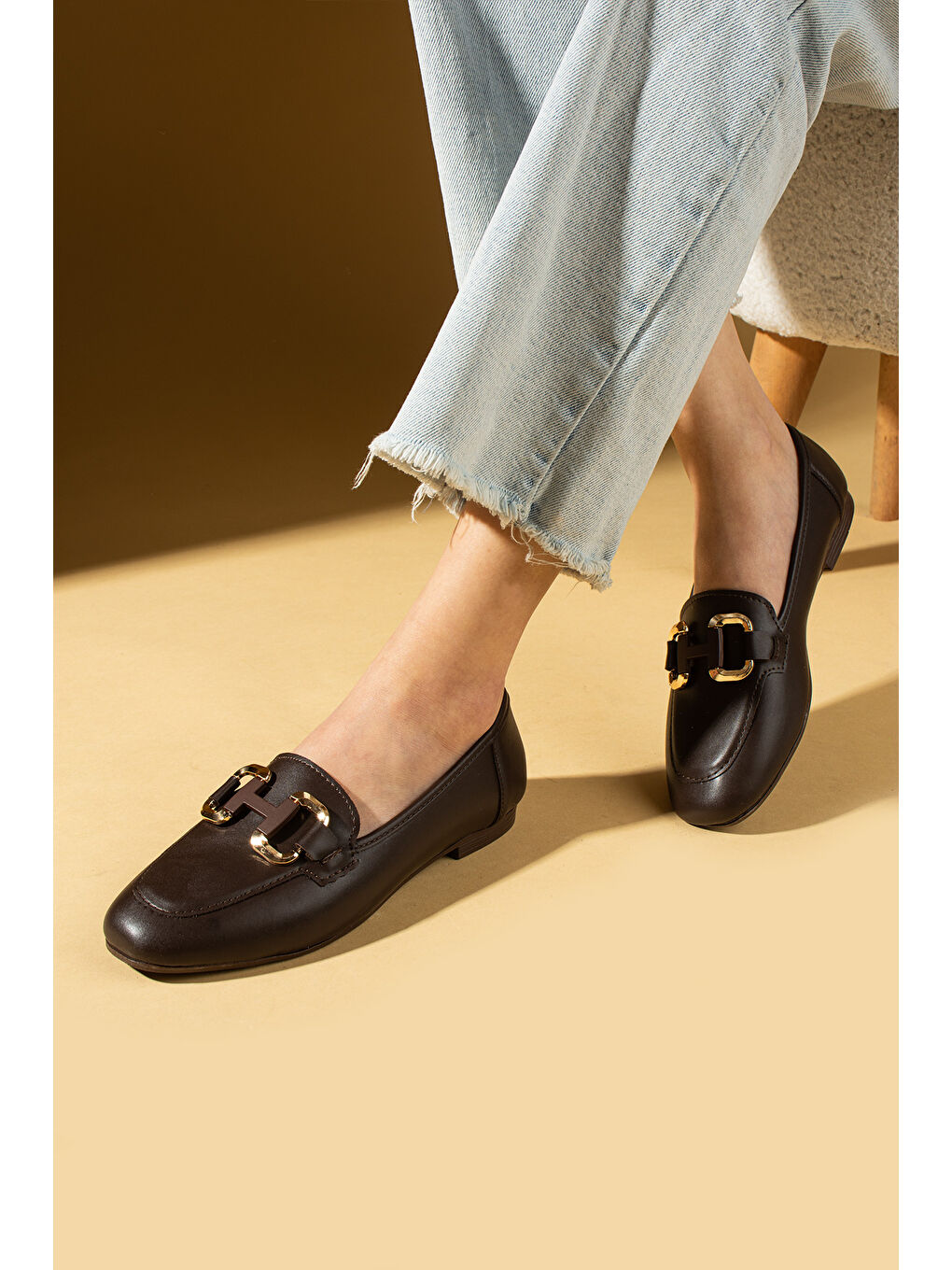 Kahverengi H Toka Detaylı Anatomik Taban Kadın Babet 57-36-25-1