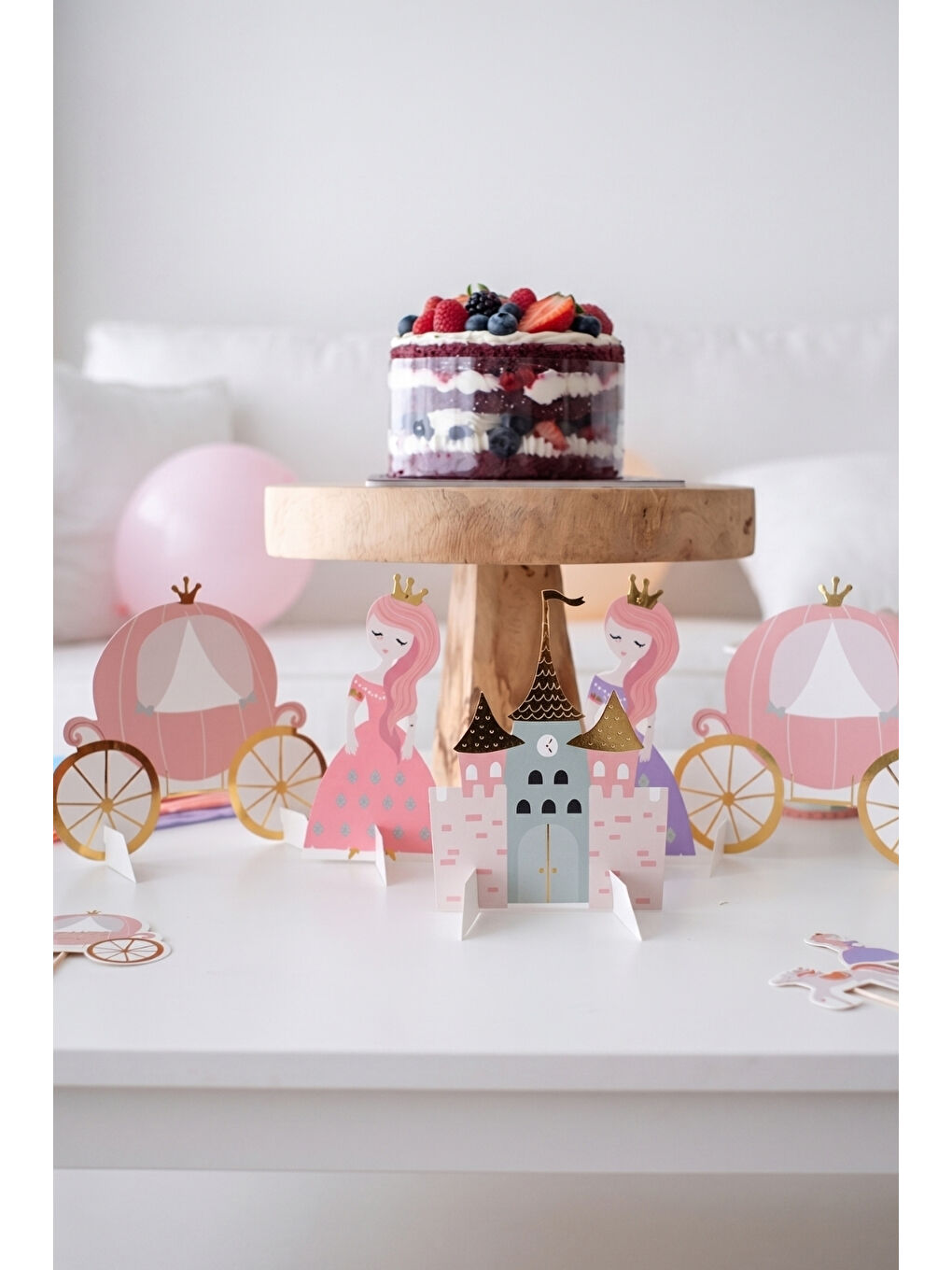 Karışık Çok Renkli Prenses ve Şato Temalı Parti Masası Süsü-1