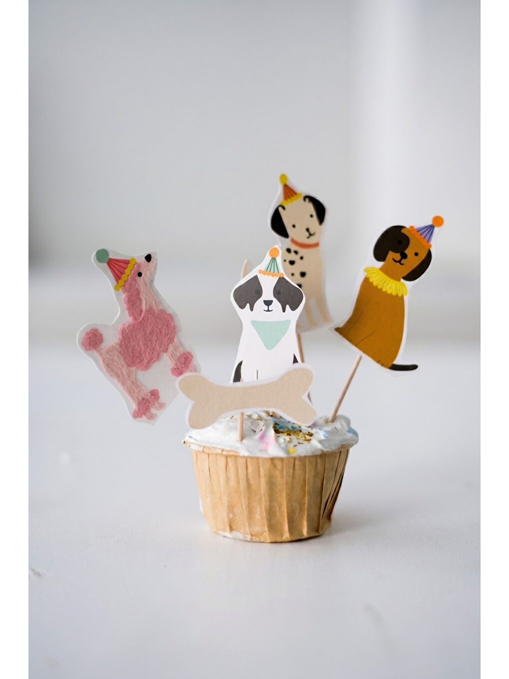 Karışık Çok Renkli Köpek Dostlarımız 8'li Kürdan Pasta Süsü