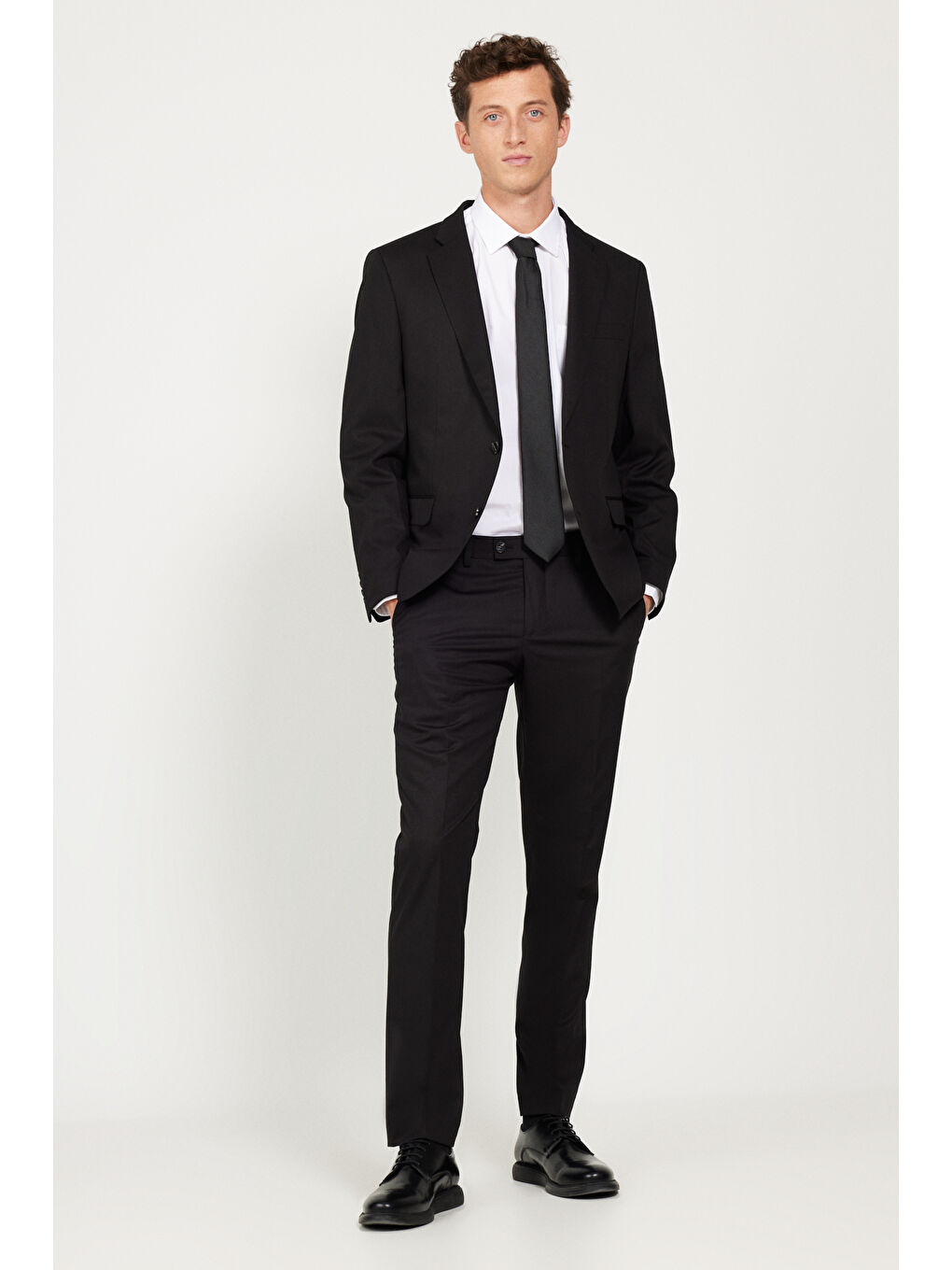 Erkek Siyah Regular Fit Geniş Kesim Mono Yaka Takım Elbise-2