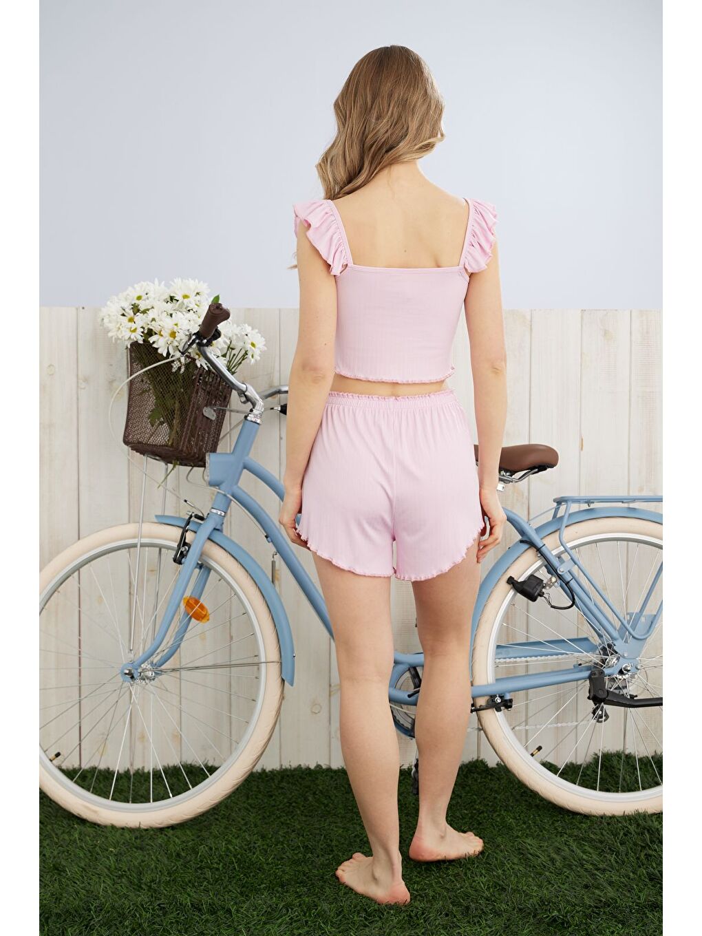 Pembe Kadın Fırfır Detaylı Yüksek Kaliteli Fitilli Crop Şortlu Takım-3