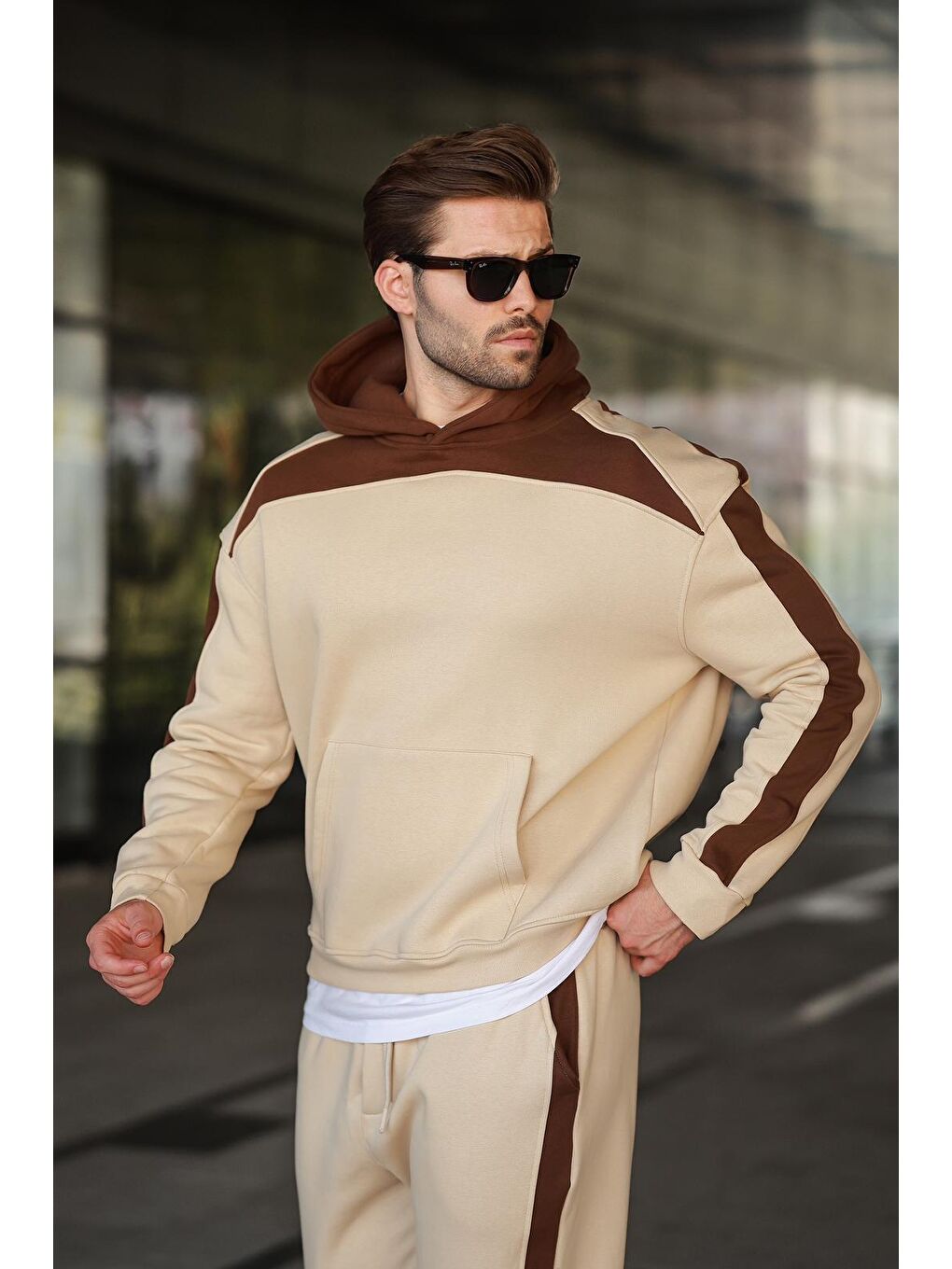 Bej Kapüşonlu Şerit Detaylı Erkek Eşofman Takımı E7326-1