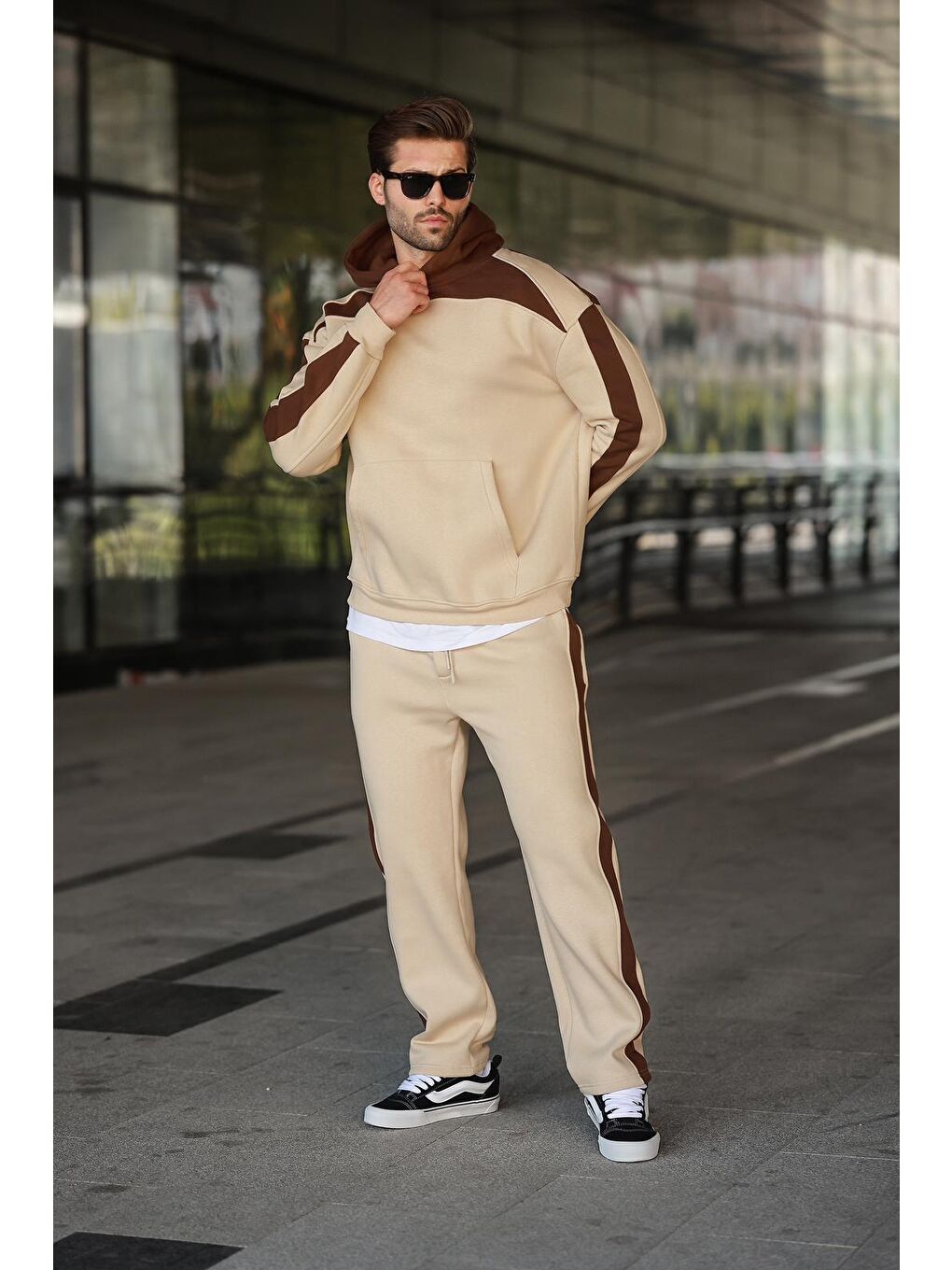 Bej Kapüşonlu Şerit Detaylı Erkek Eşofman Takımı E7326-3