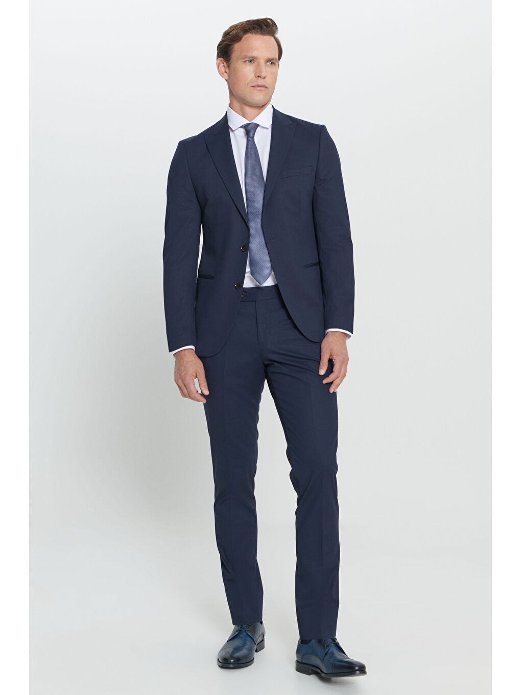 Erkek Lacivert Ekstra Slim Fit Dar Kesim Kırlangıç Yaka Takım Elbise-2