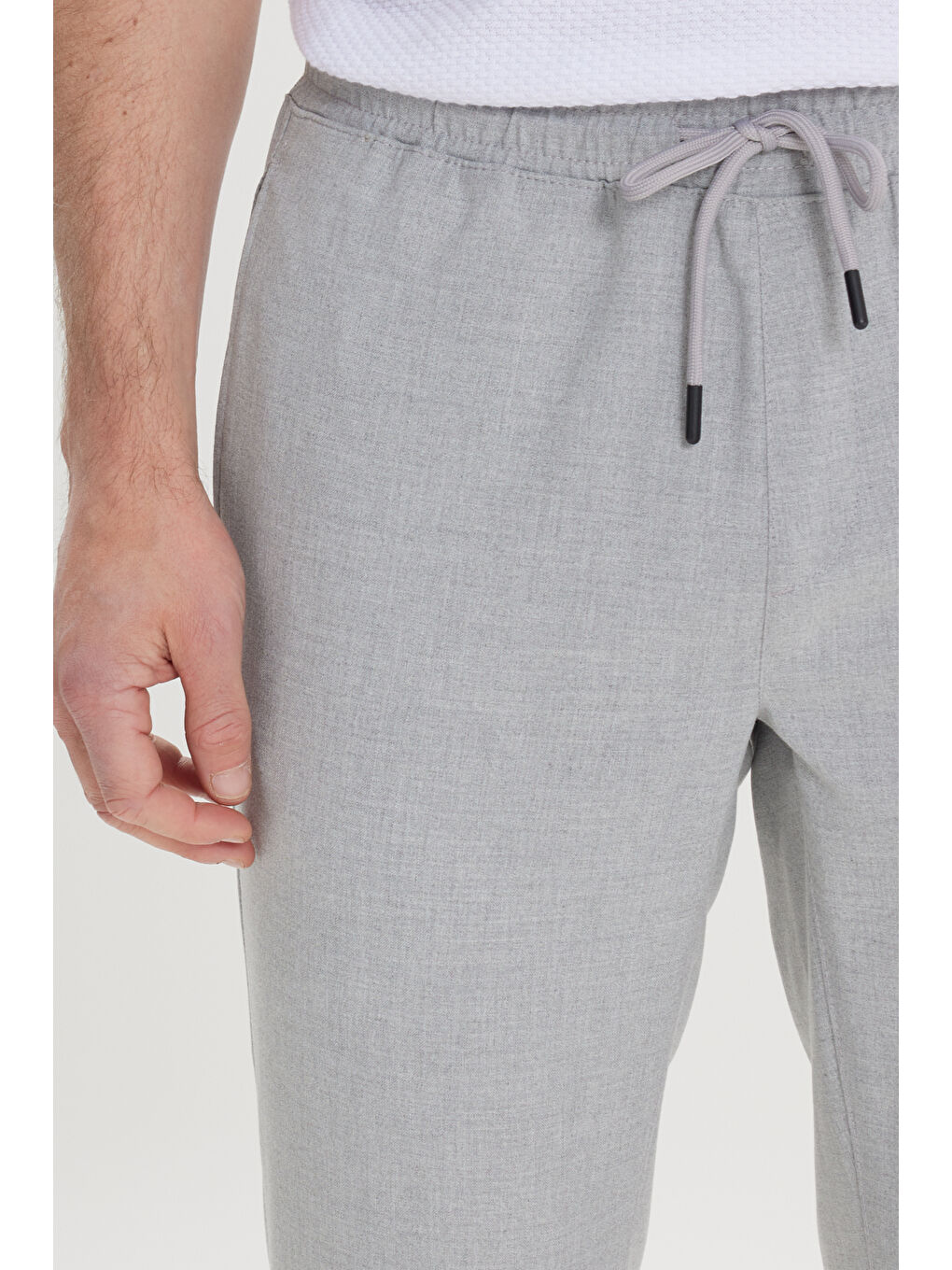 Erkek Gri Slim Fit Rahat Kesim Beli Bağlamalı Yan Cepli Jogger Pantolon-4