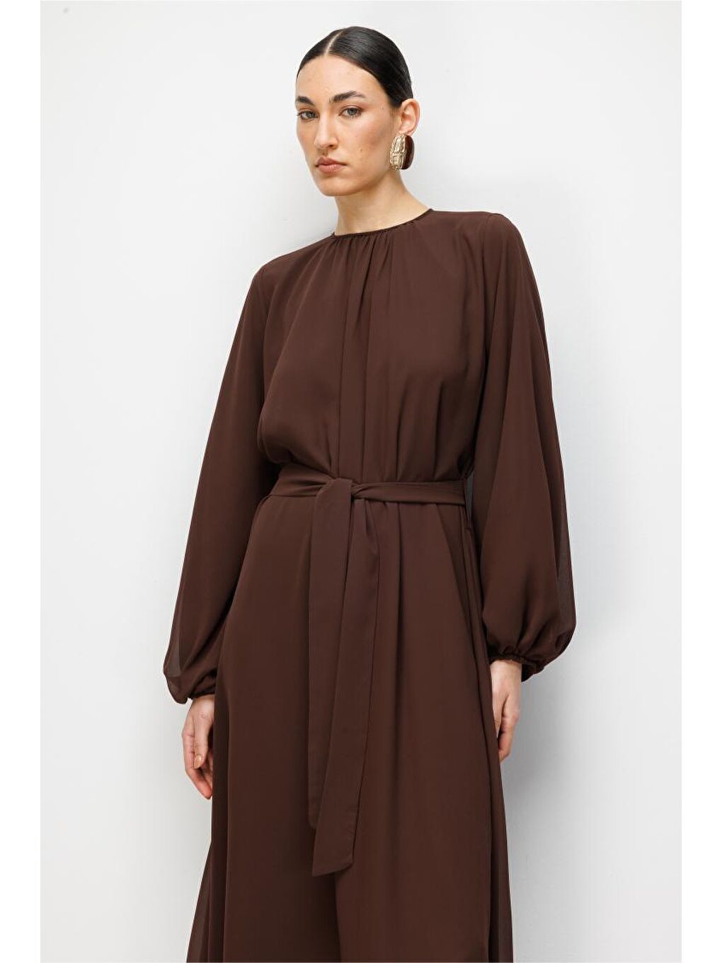 Acı Kahve Balon Kollu Kuşaklı Kahverengi Maksi Şifon Elbise-3