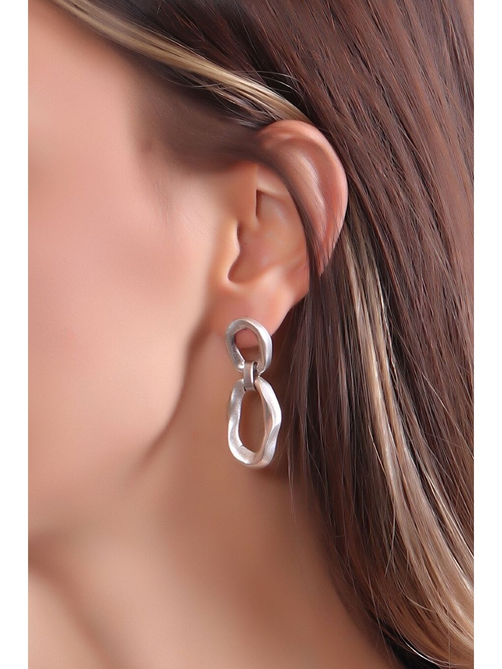 Gri Kadın Antik Gümüş Kaplama Çivili Tifani Küpe-2