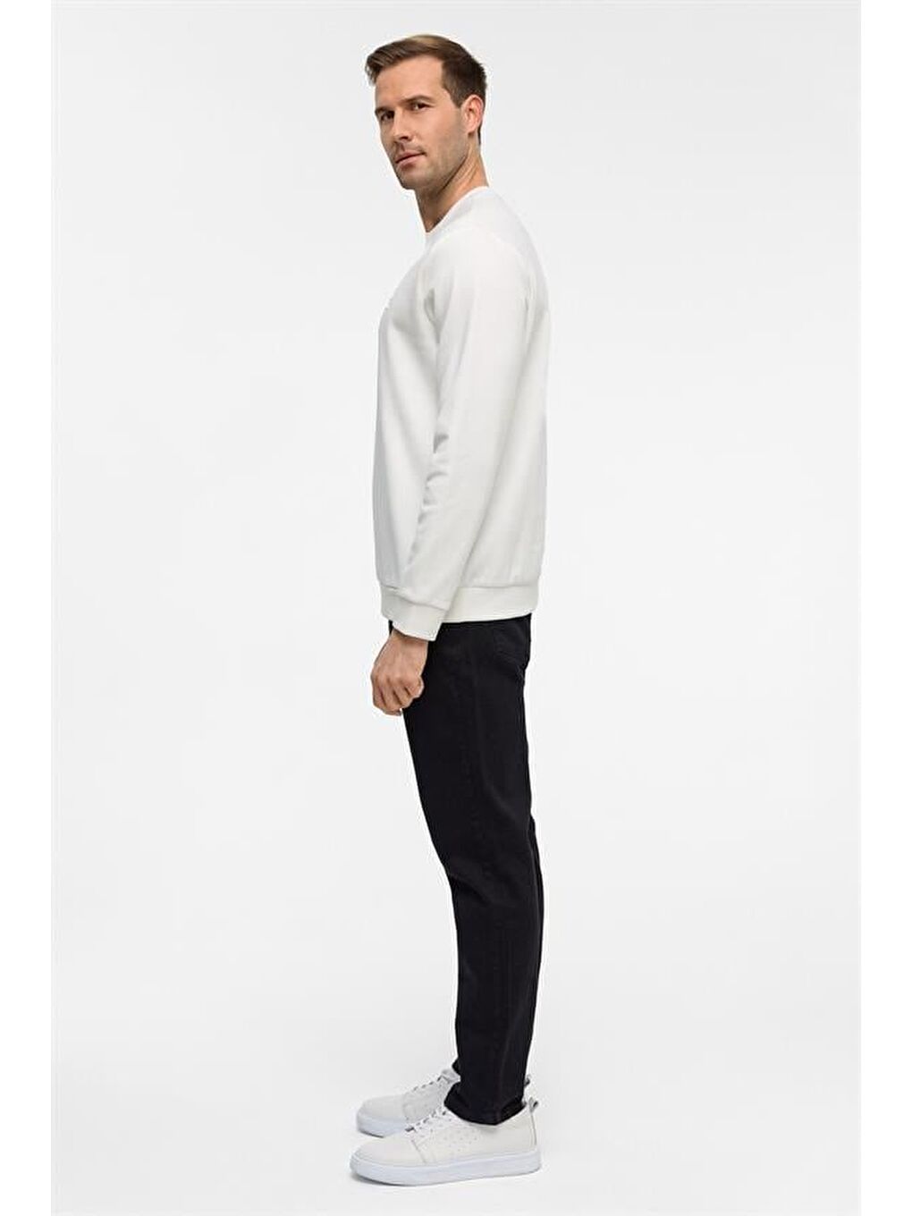 Beyaz Regular Düz Bisiklet Yaka Sweatshirt-2