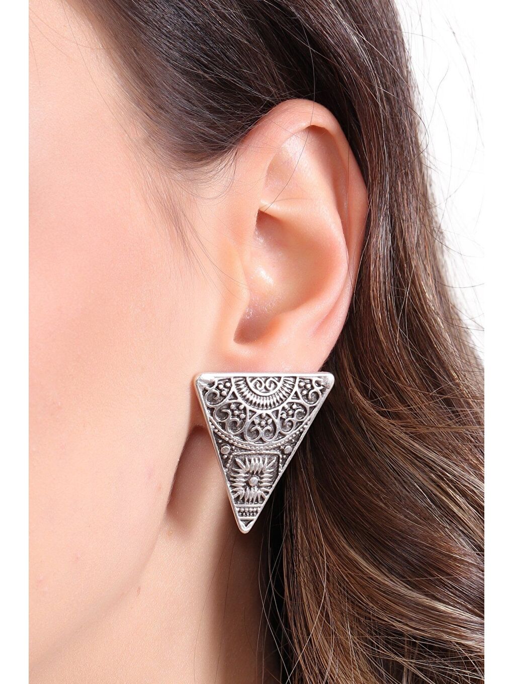 Gri Kadın Antik Gümüş Kaplama Çivili Model Etnik Motifli Üçgen Küpe-1