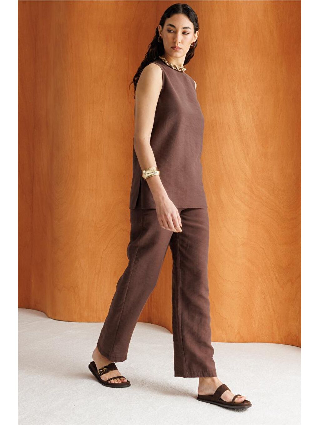 Kahverengi Kolsuz Basic Bluz-2