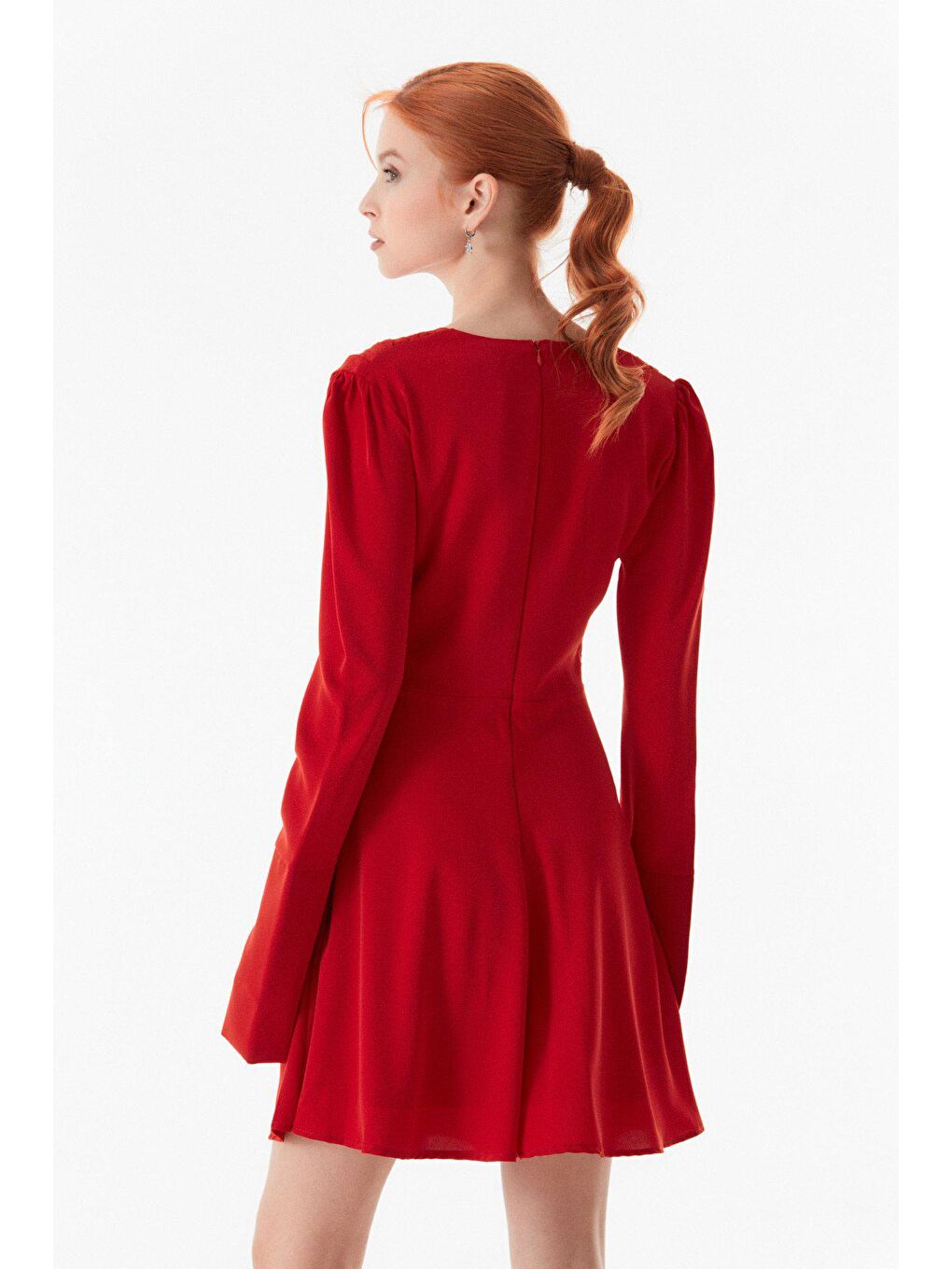 Kırmızı Piliseli V Yaka Elbise-4