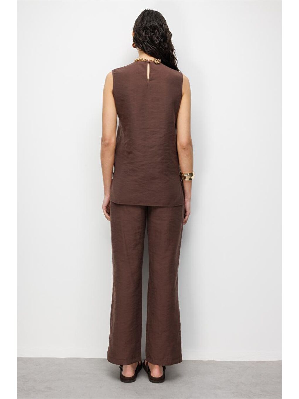 Kahverengi Kolsuz Basic Bluz-5