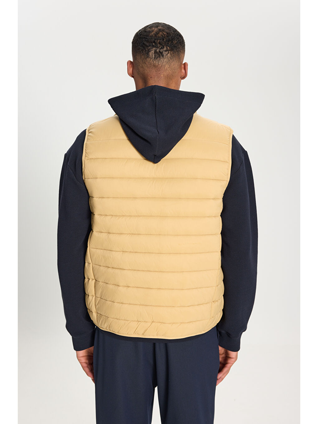 Erkek Sarı Rüzgar Geçirmez Taşınabilir Çantalı Sıcak Tutan Elyaf Dolgulu Ultra Hafif Standart Fit Şişme Yelek-7