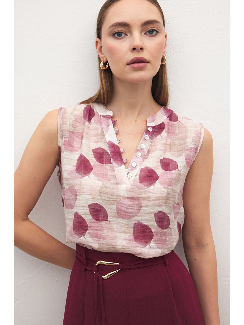 Kolsuz V Yaka Bluz - Mürdüm-5