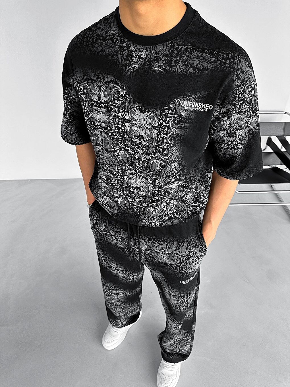 Erkek Oversize Fit Baskı Desenli Kısa Kol Tişört Siyah-2