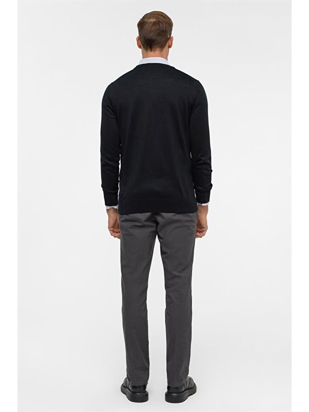 Siyah Regular Düz V Yaka Triko-7