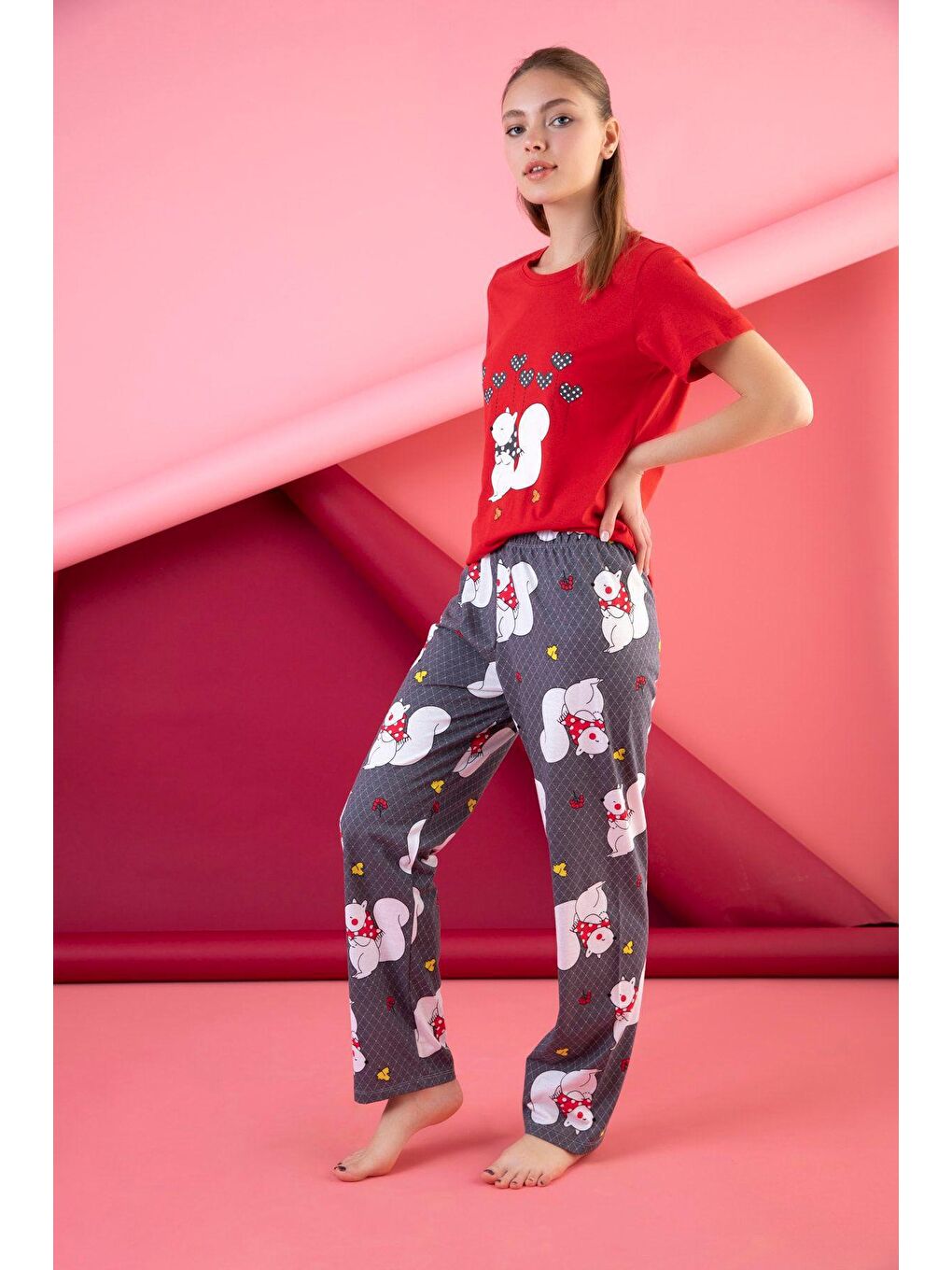 Kırmızı Pamuklu Baskılı Pijama Takım-1