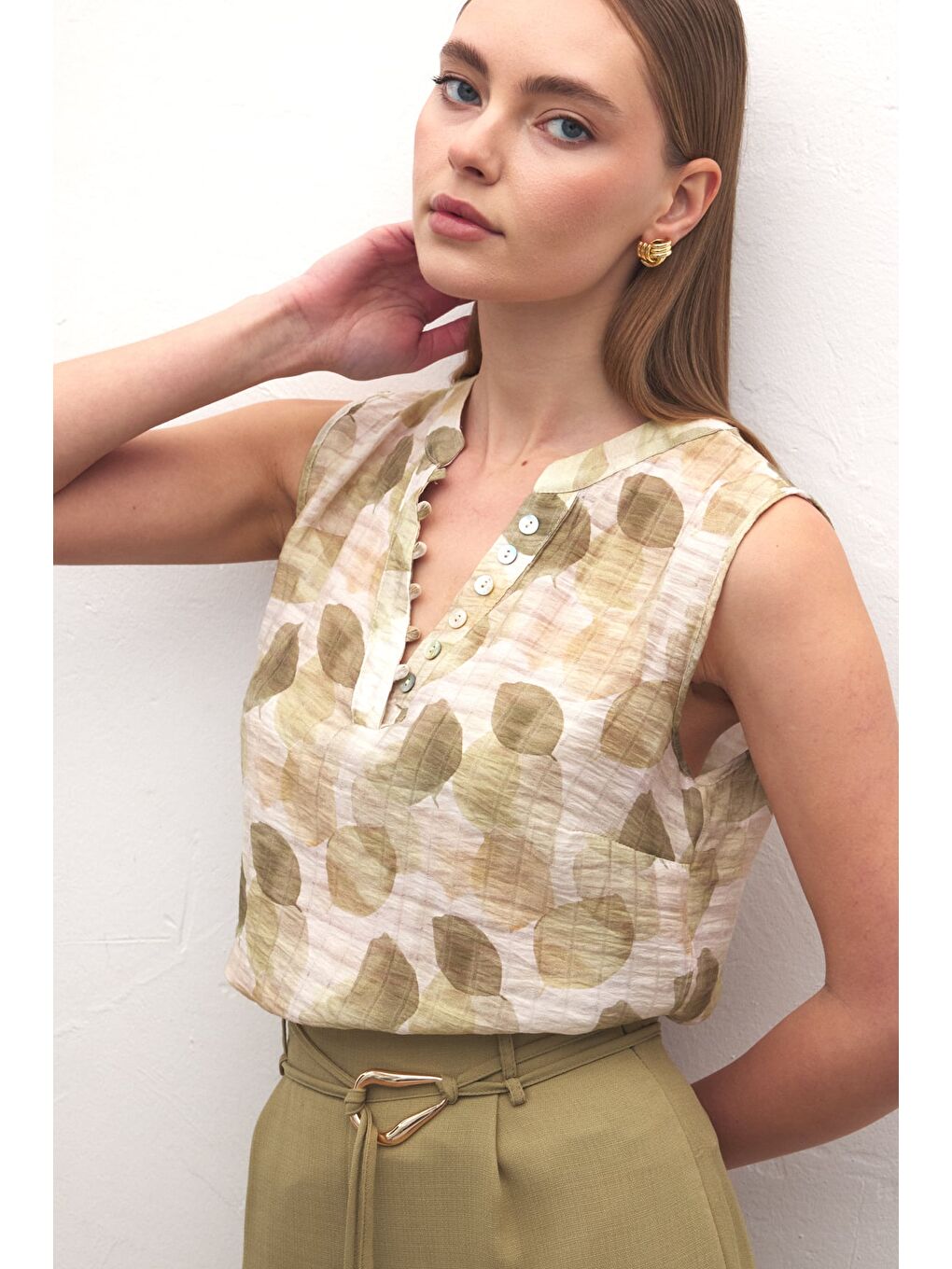 Kolsuz V Yaka Bluz - Haki-2