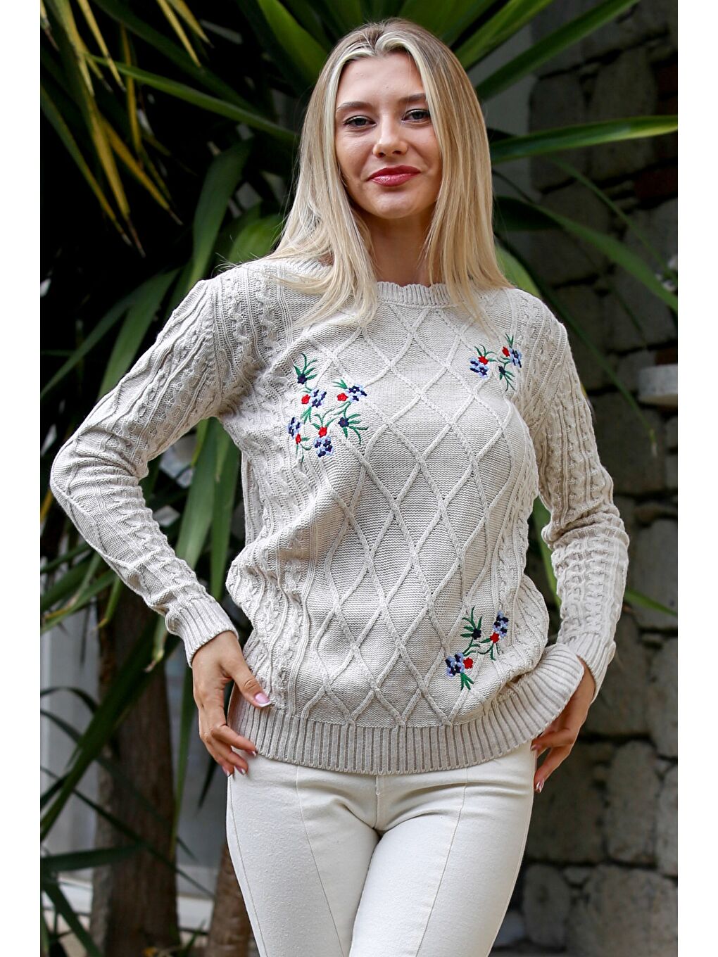 Ekru Kayık Yaka Uzun Kol Nakışlı Triko Casual Kazak-5