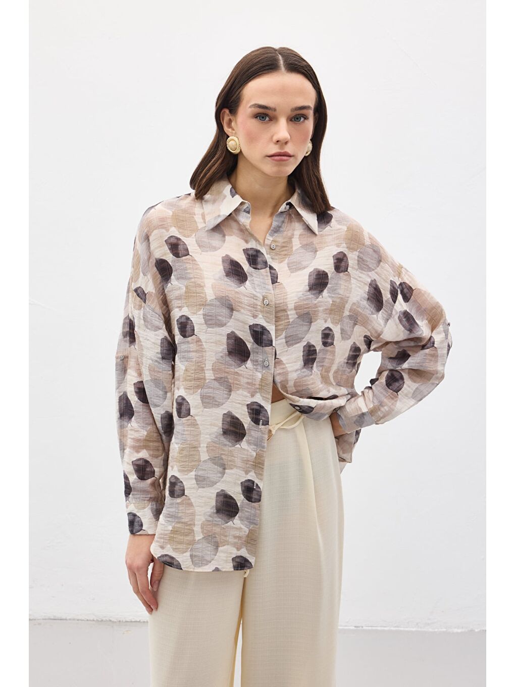 Kolu Katlamalı İnce Gömlek - Gri-1