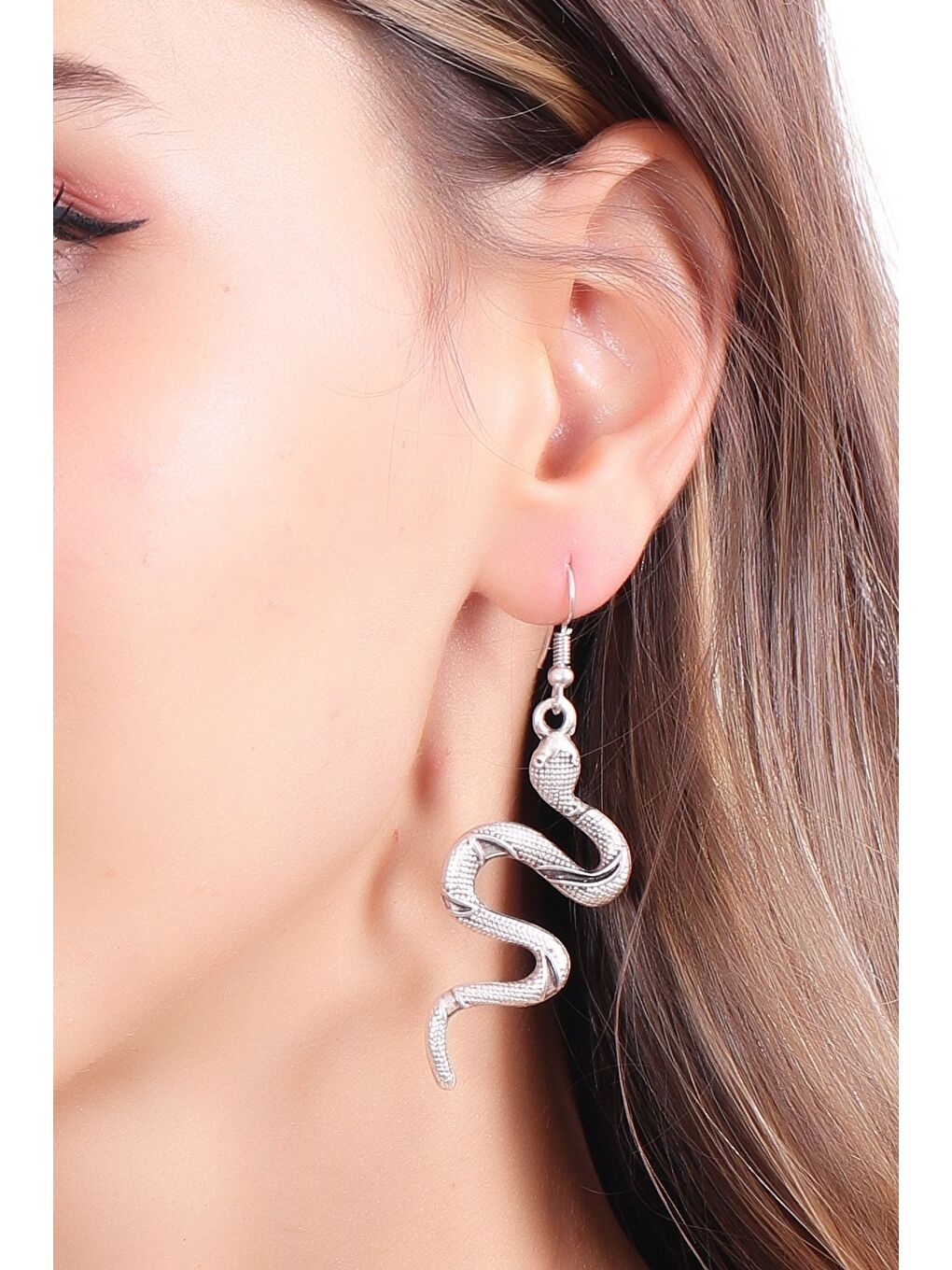 Karışık Kadın Antik Gümüş Kaplama Sallantılı Baskılı Yılan Küpe-3