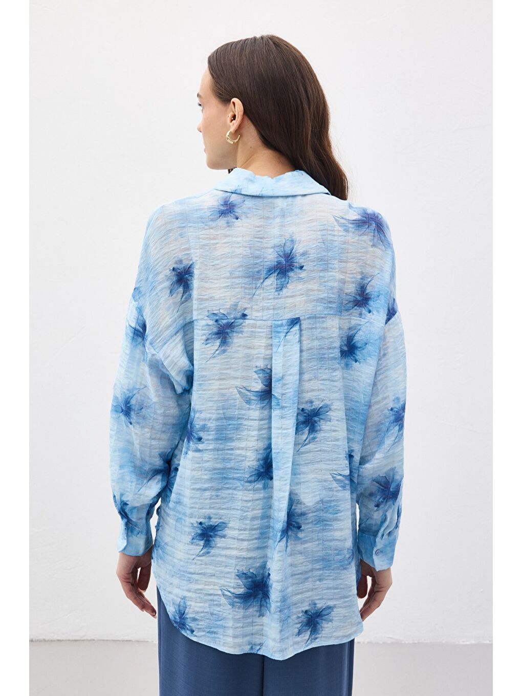 Kolu Katlamalı İnce Gömlek - Mavi-7