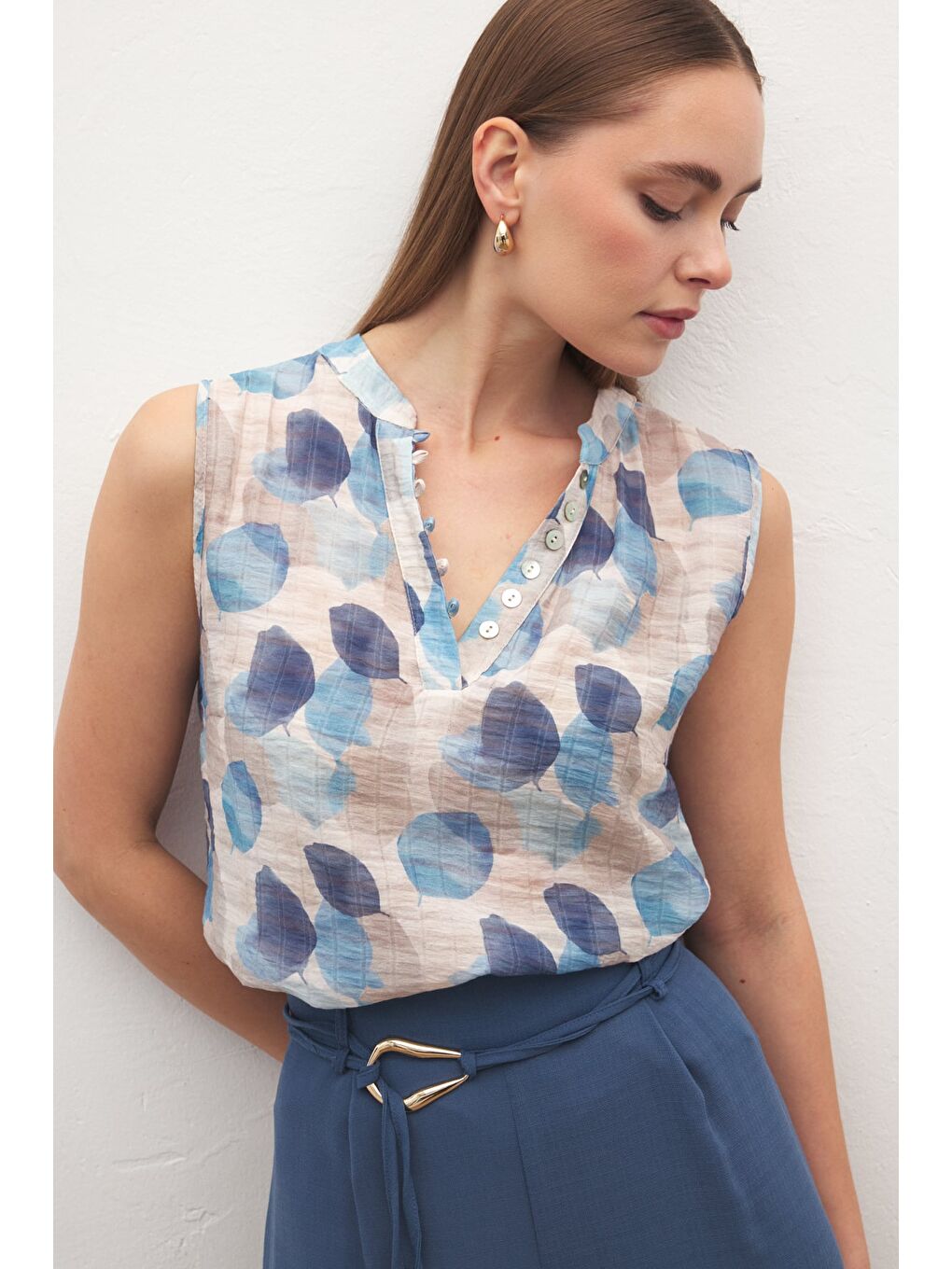 Kolsuz V Yaka Bluz - Mavi-1