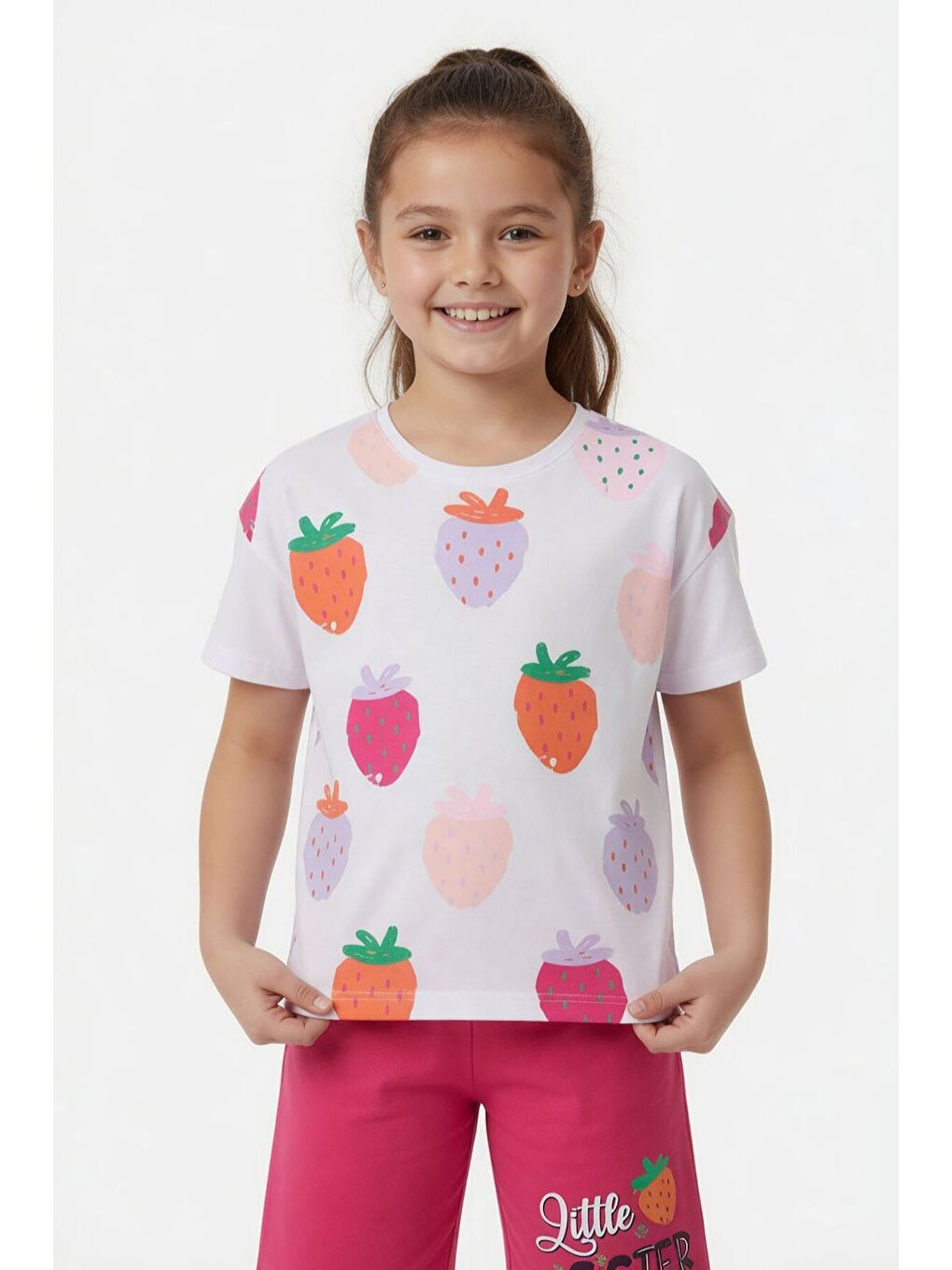 Fuşya Meyve Desenli Tişörtlü Kız Çocuk Şortlu Yazlık Takım 23850-1