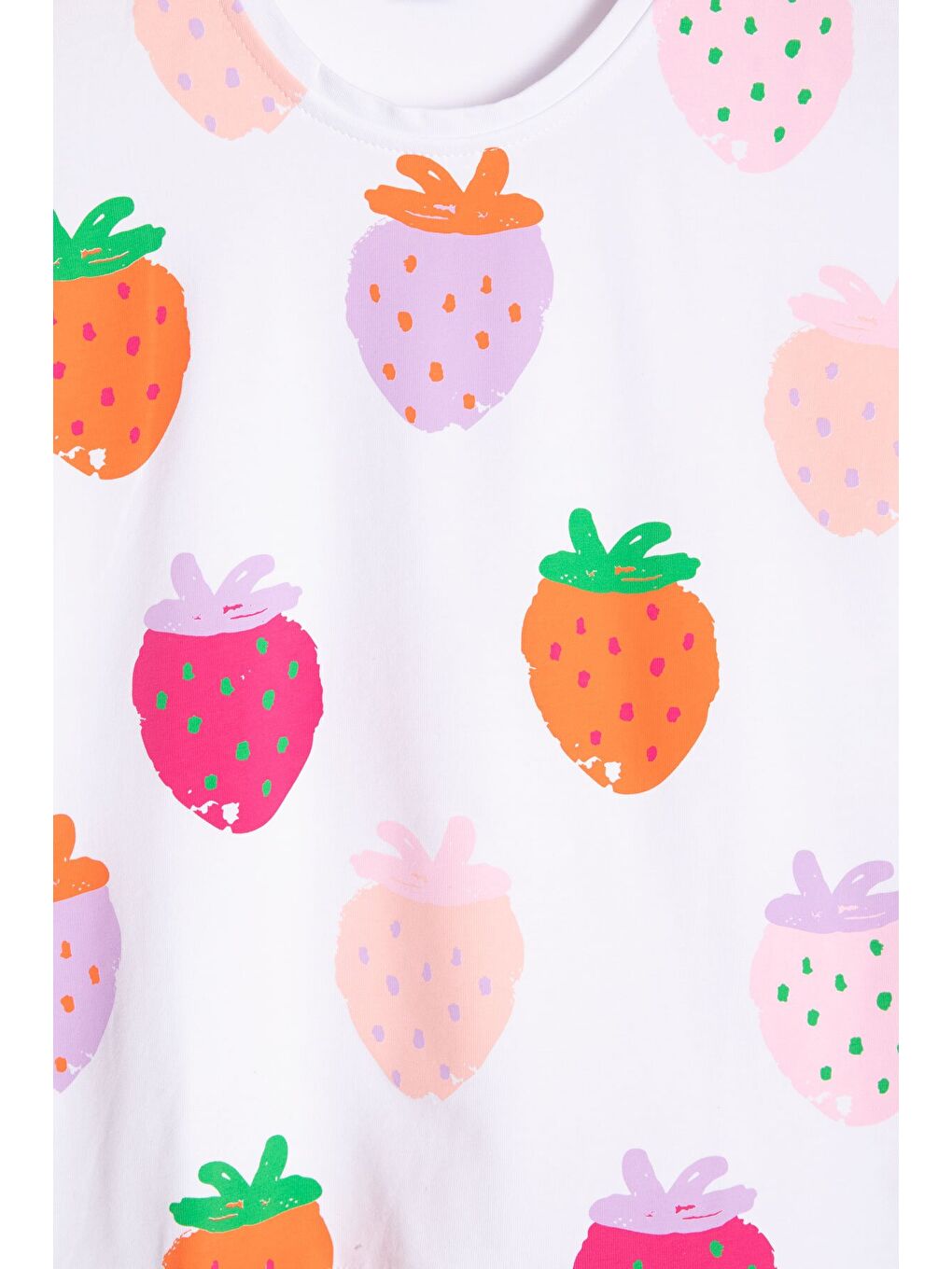 Fuşya Meyve Desenli Tişörtlü Kız Çocuk Şortlu Yazlık Takım 23850-4