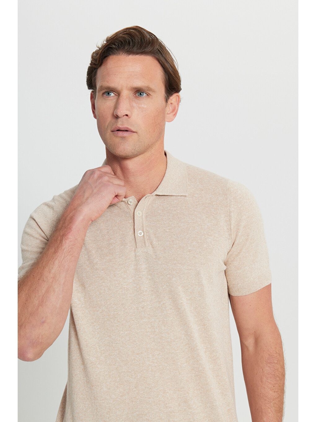Erkek Bej Pamuklu Keten Standart Fit Normal Kesim Polo Yaka Triko Tişört-3