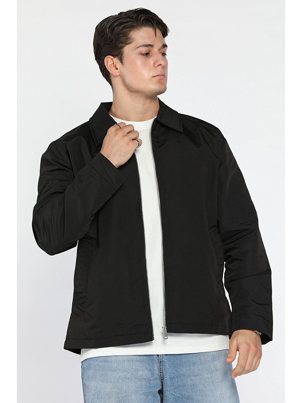 Siyah Astarlı Fermuarlı Erkek Mevsimlik Mont