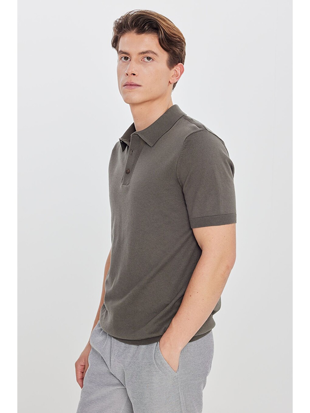 Erkek Haki %100 Pamuk Standart Fit Normal Kesim Polo Yaka Triko Tişört-2
