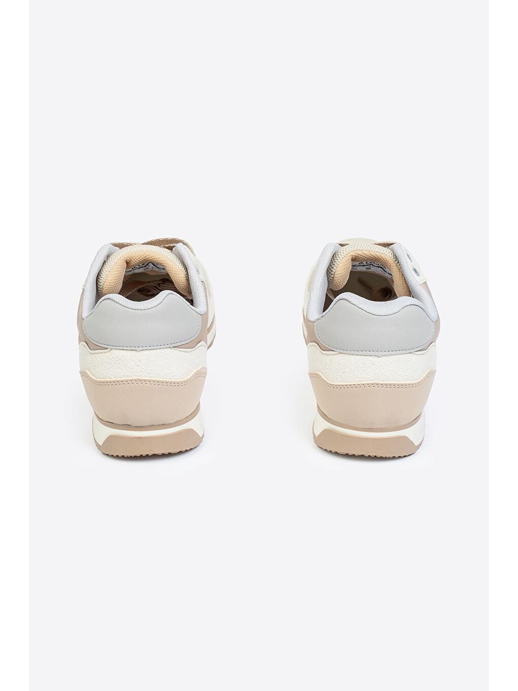 Bej Yuvarlak Burunlu Bağcıklı Erkek Spor Ayakkabı-4