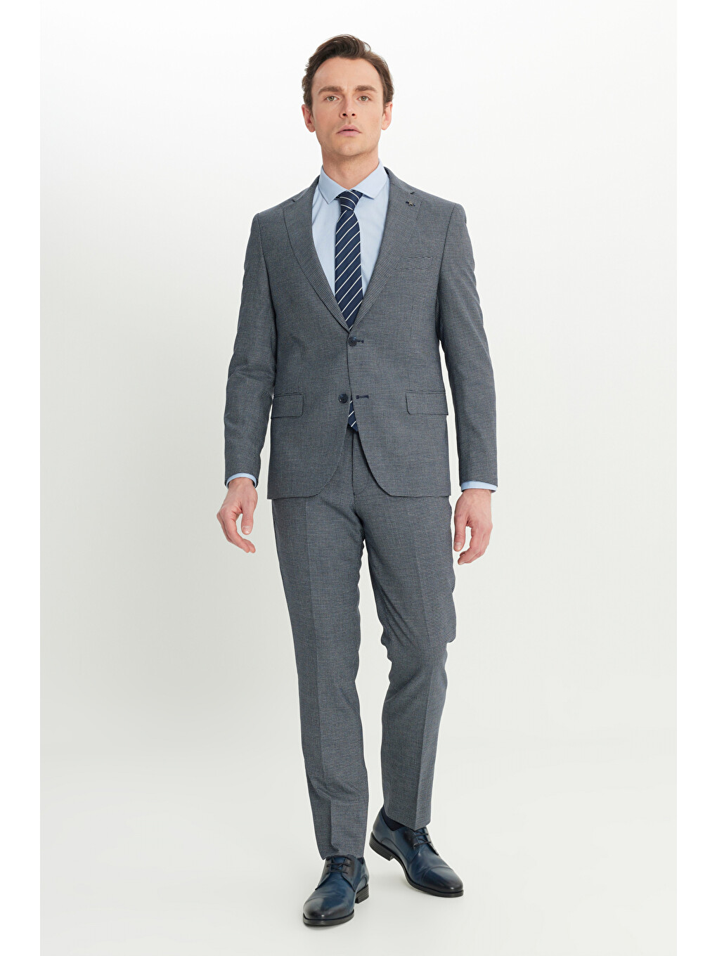 Erkek Lacivert-Mavi Ekstra Slim Fit Dar Kesim Mono Yaka Kazayağı Desenli Kapak Cepli Yün Esnek Takı--1