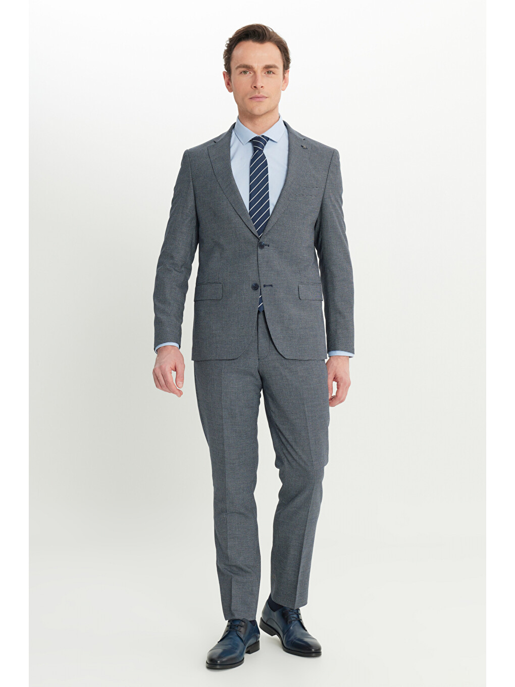 Erkek Lacivert-Mavi Ekstra Slim Fit Dar Kesim Mono Yaka Kazayağı Desenli Kapak Cepli Yün Esnek Takı--3