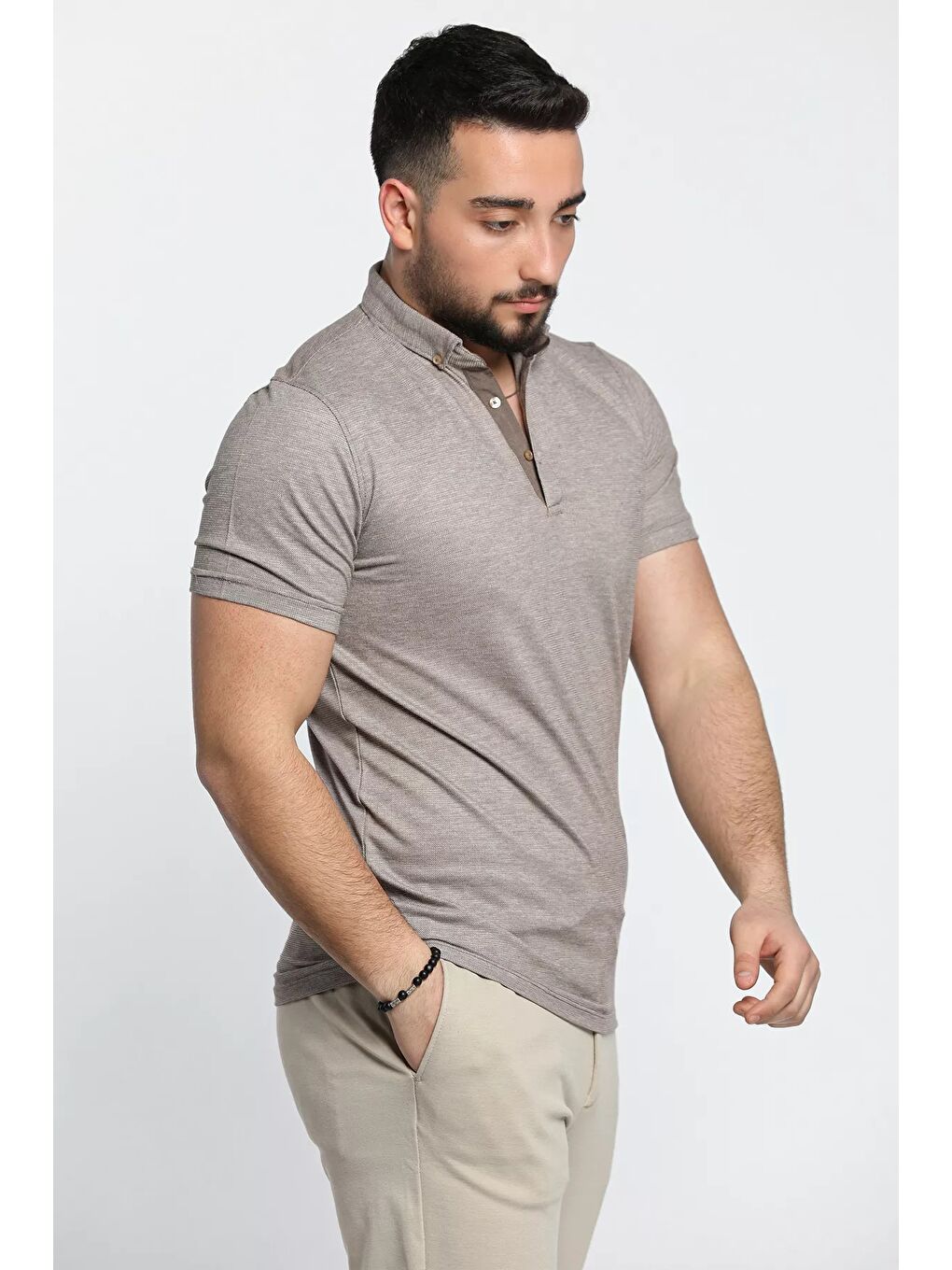 Bej Polo Yaka Yarım Düğmeli Kendinden Desenli Duble Kol Erkek Tişört-2