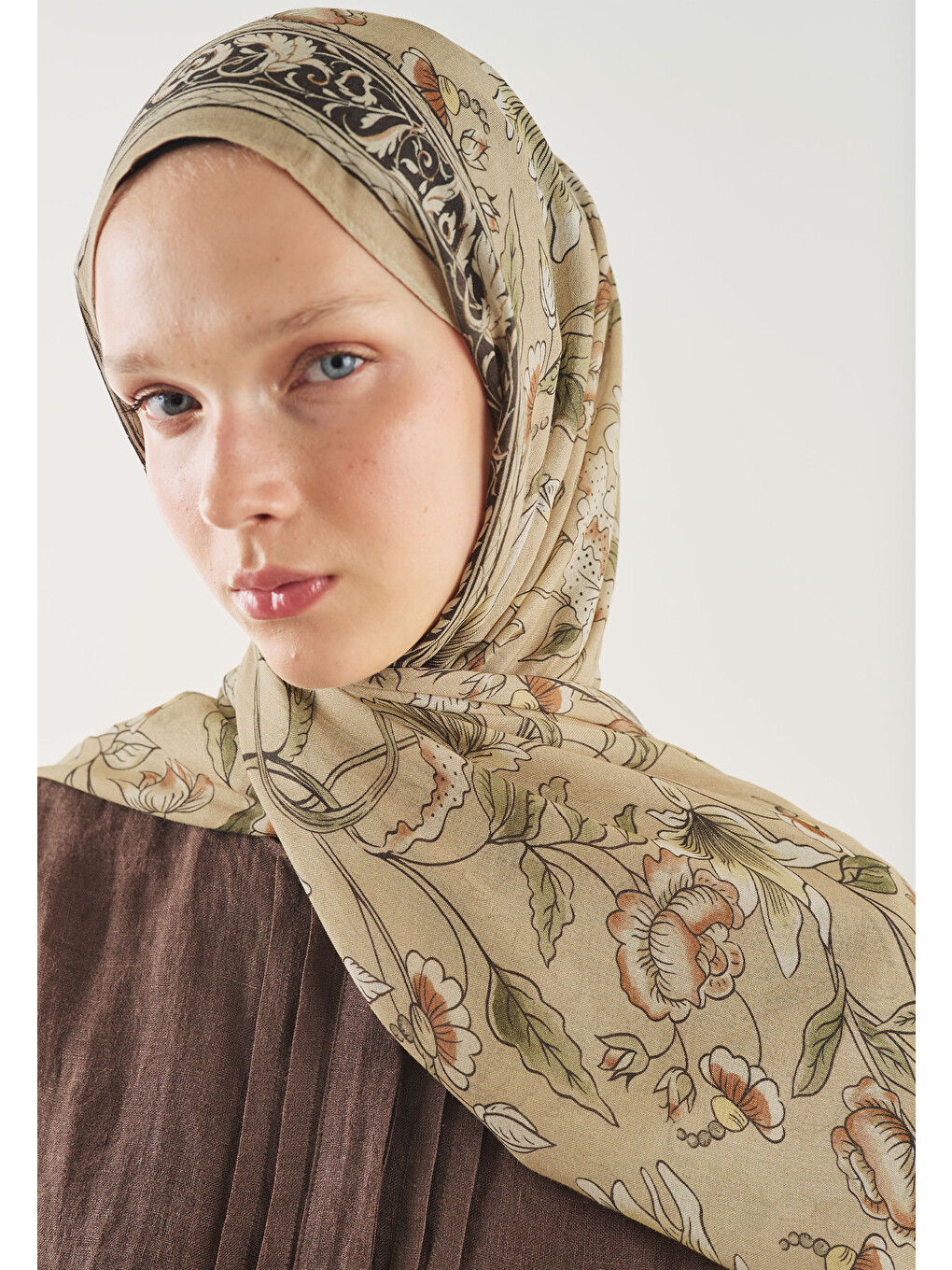 Kahverengi Pure Ethnic Desen Soft Viskon Şal Sütlü Kahve-2