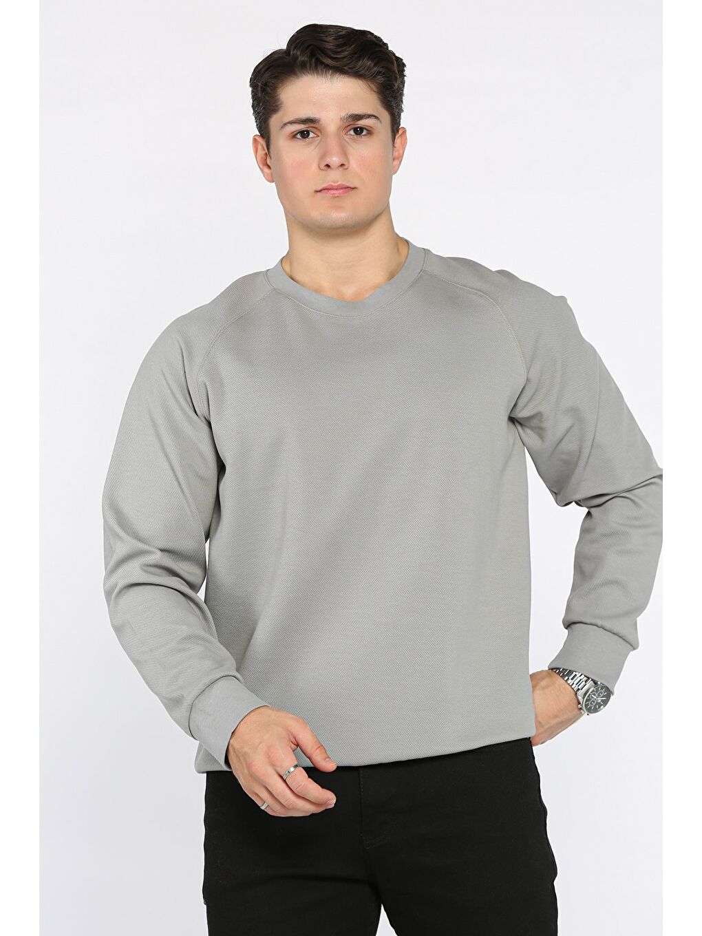 Gri Erkek Bisiklet Yaka Diyagonal Kumaş Sweatshirt