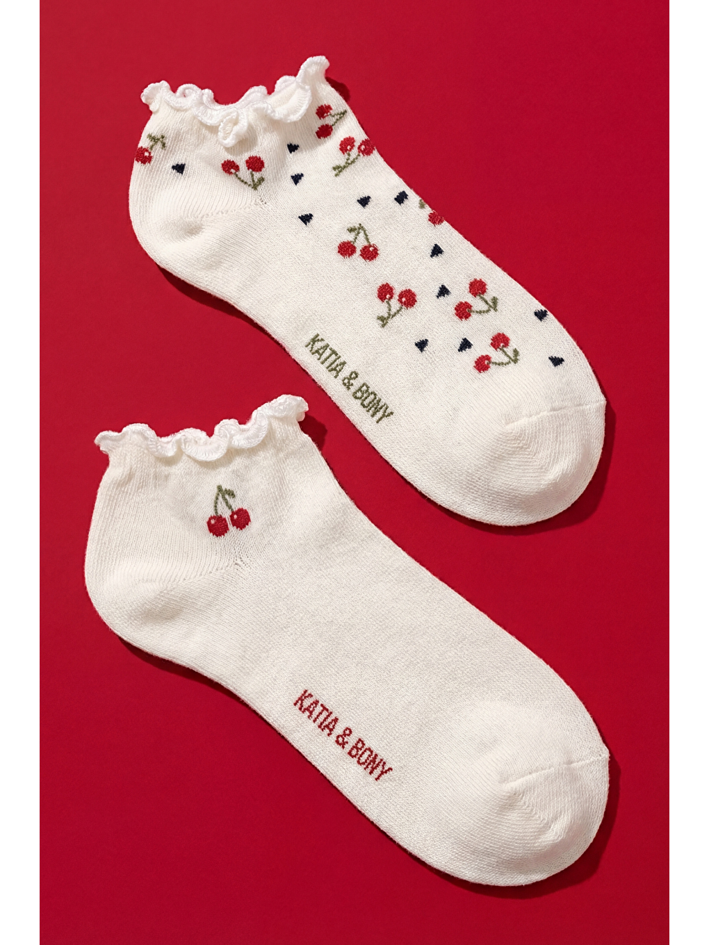 Beyaz Kadın 2'Li Kirazlı Step Çorap-1